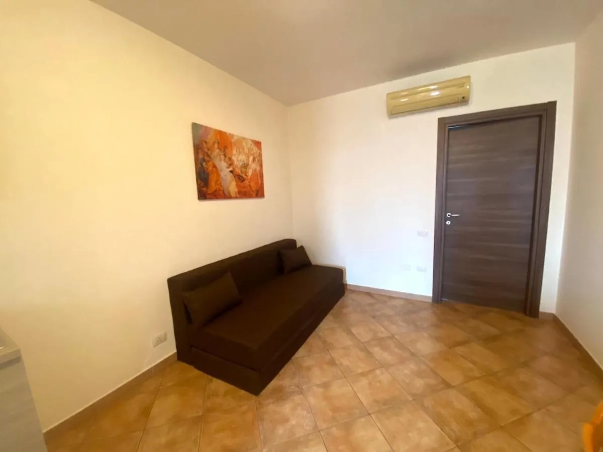 Cancelletto # Bed & Breakfast Assemini 0*,