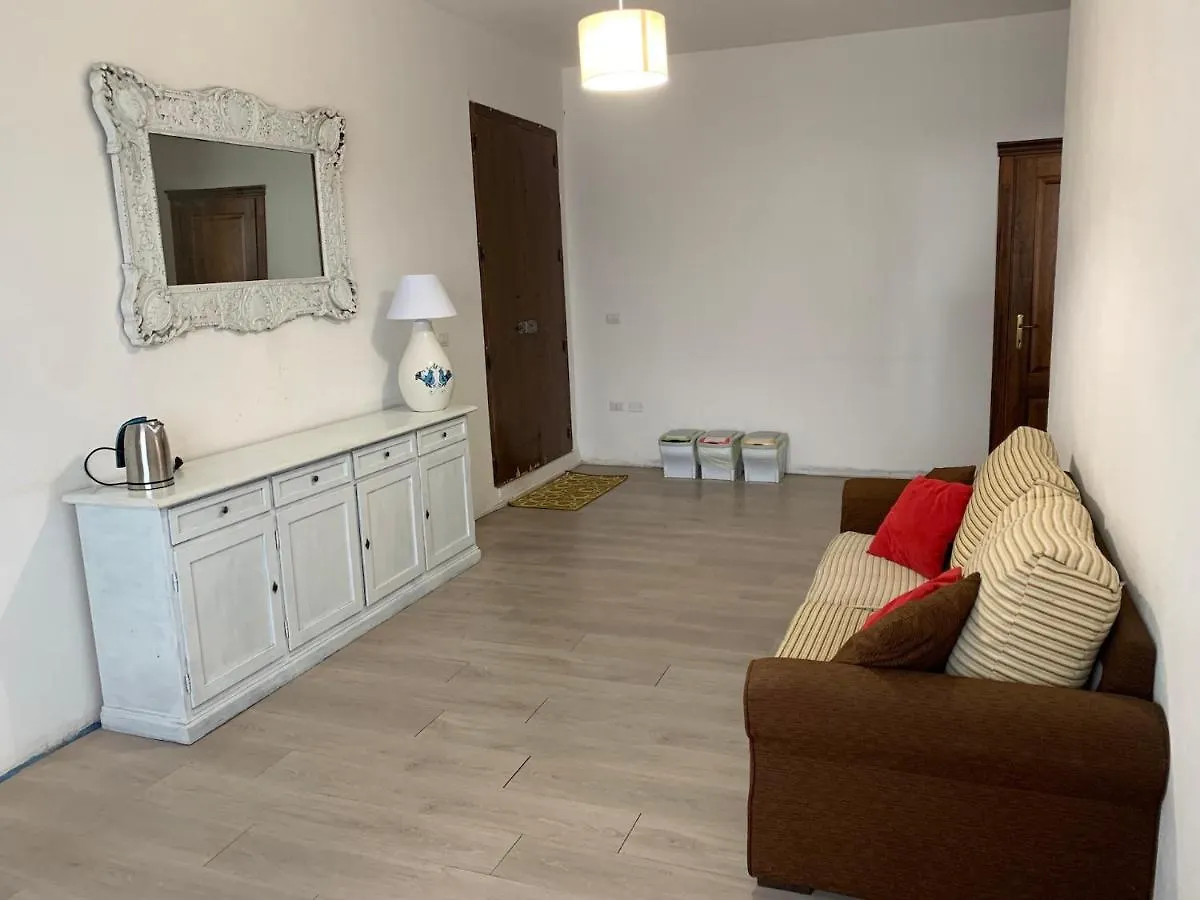Cancelletto # Bed & Breakfast Assemini 0*,