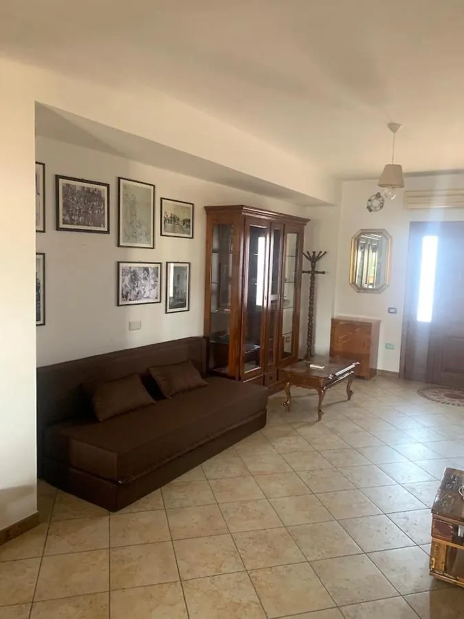 Bed & Breakfast Cancelletto # Bed and Breakfast Assemini Italia