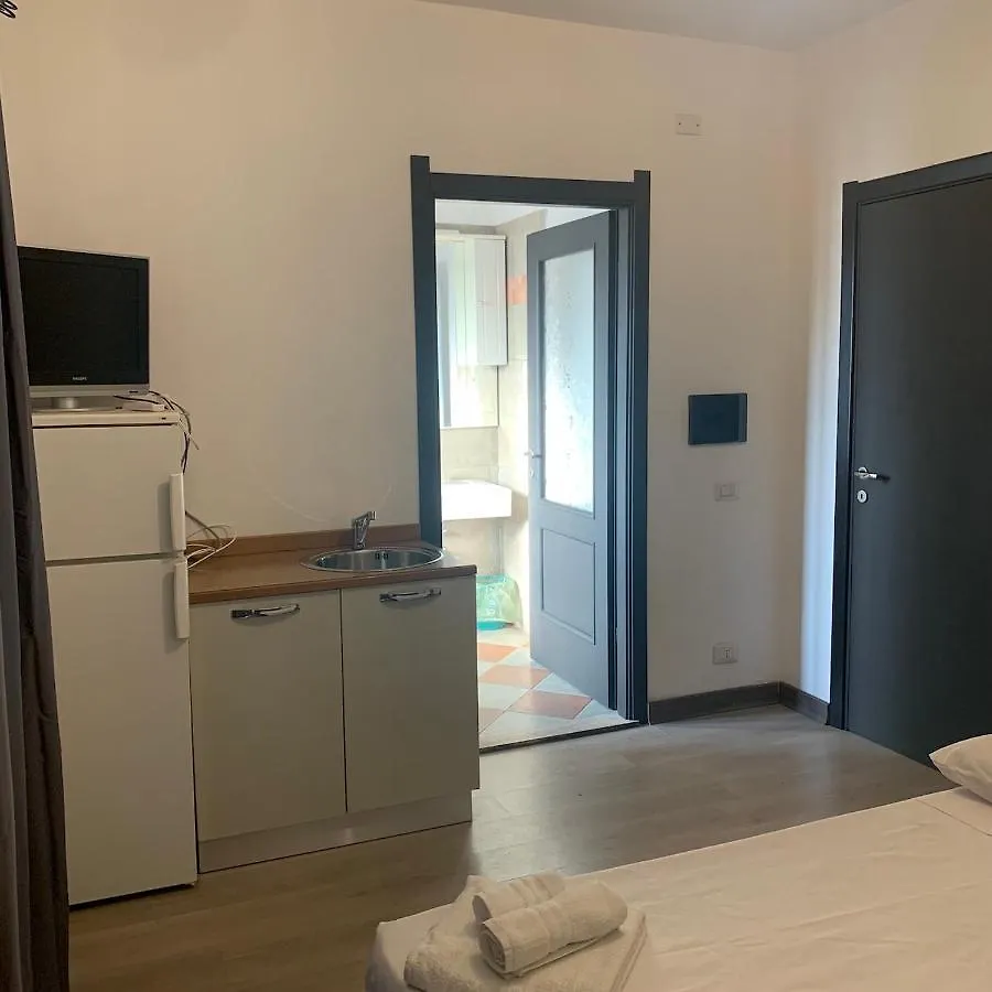 Cancelletto # Bed and Breakfast Assemini 0*,