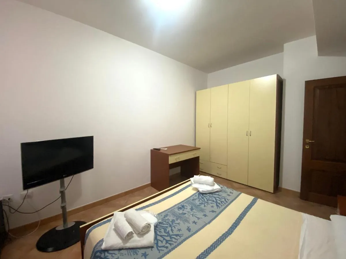 Bed & Breakfast Cancelletto # Bed and Breakfast Assemini