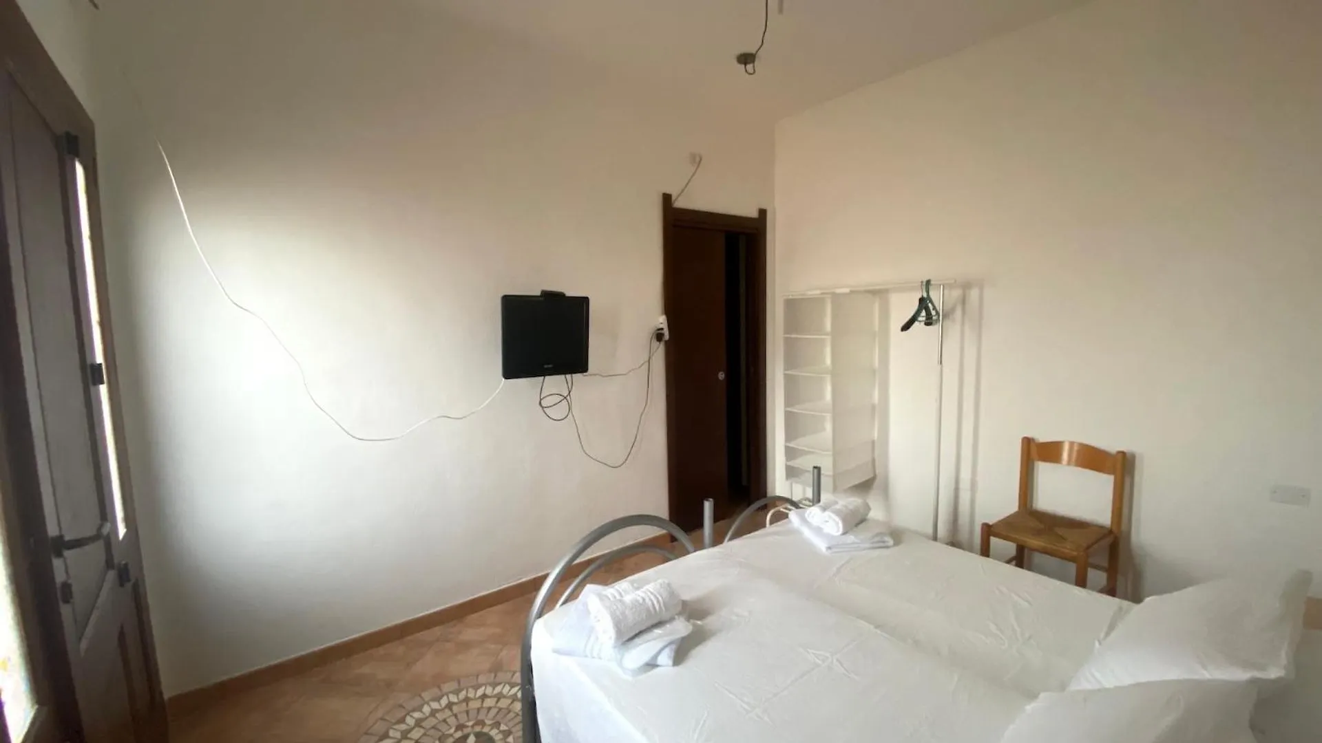 Cancelletto # Bed and Breakfast Assemini
